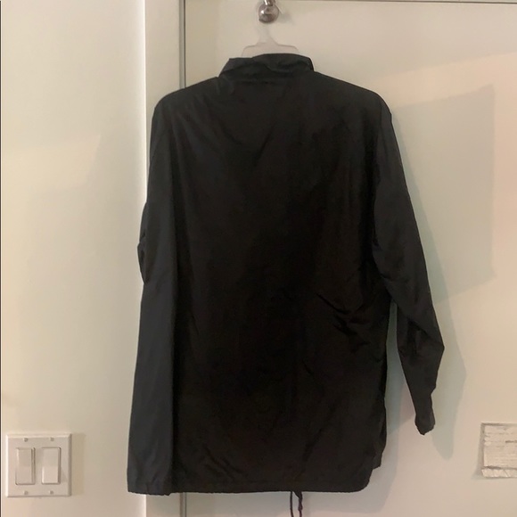 Button up windbreaker - Picture 2 of 2